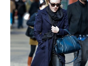 Utánozd le Dakota Fanning szuper téli szettjét!