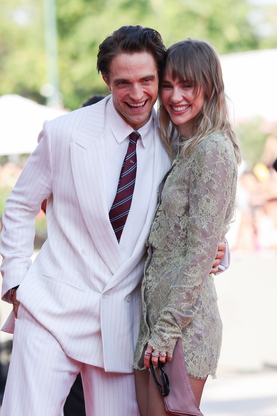 Robert Pattintson és Suki Waterhouse a Velencei Filmfesztivál egyik legszebb párja volt