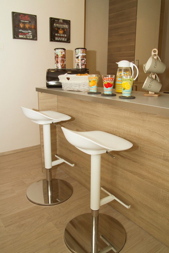 Én és a bútoraim - avagy vásároljunk-e online bútort?