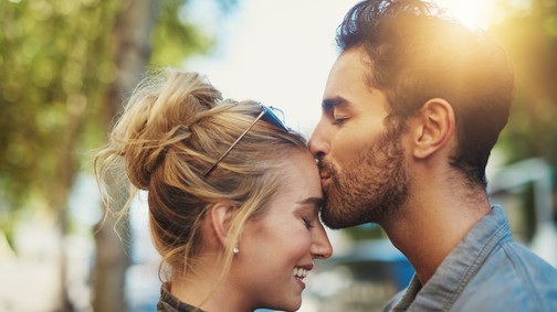 10 rejtett jel, hogy a párod valójában nem tud elköteleződni