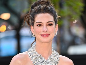 Fotókon a bizonyíték, hogy Anne Hathaway kétszer olyan gyönyörű, mióta kisbabát vár