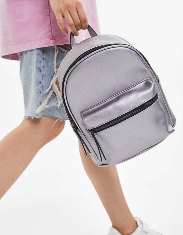 Bershka műbőr hátizsák 4995 Ft 