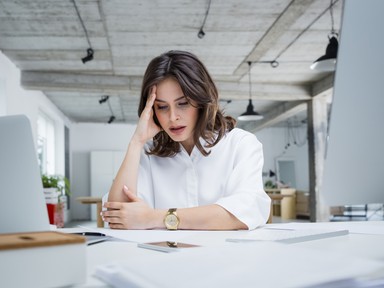 Mi jelzi, ha túl sokat stresszelünk? Így üzen a lélek és a test (x)
