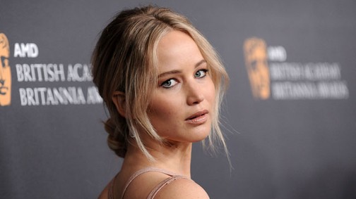 Ma férfi könnyek fognak hullani! Jennifer Lawrence bepasizott!