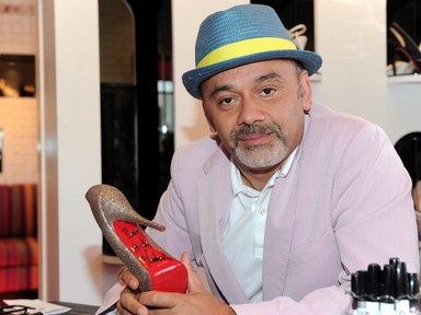 Kitalálta a piros talpakat, a divatvilág rockere lett belőle: Christian Louboutin sztorija