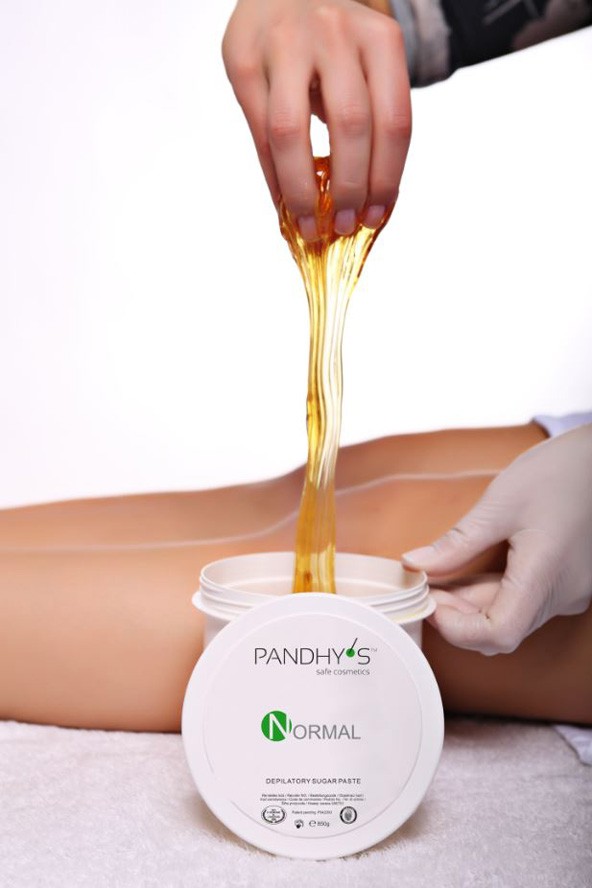 Tolvai Reni remek megoldást talált a szőrtelenítésre