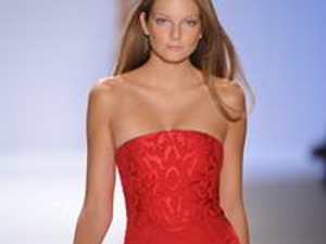 De kicsoda Mihalik Enikő?