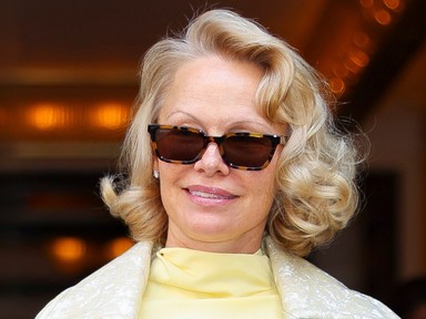 Ennyit változott Pamela Anderson az elmúlt 35 évben: szépségével már a karrierje kezdetén is kitűnt a tömegből
