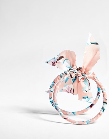 Fülbevaló BERSHKA 1995 Ft