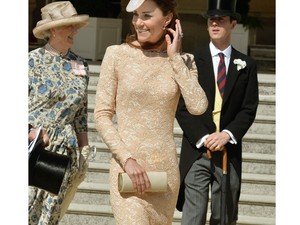 Ejha! Kate Middleton szexi ruhában!