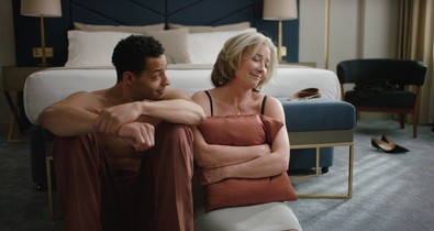 „Nem érdekel, hogy látszanak a szoptatásban elhasznált melleim, akár egy kivilágított színpadon is szexelnék”