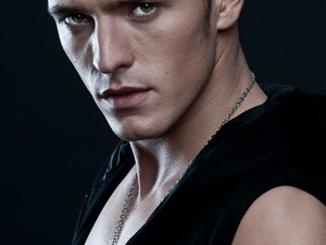 Mindössze 23 éves, de páratlanul tehetséges - A jövő nagy színésze: Gömöri András Máté