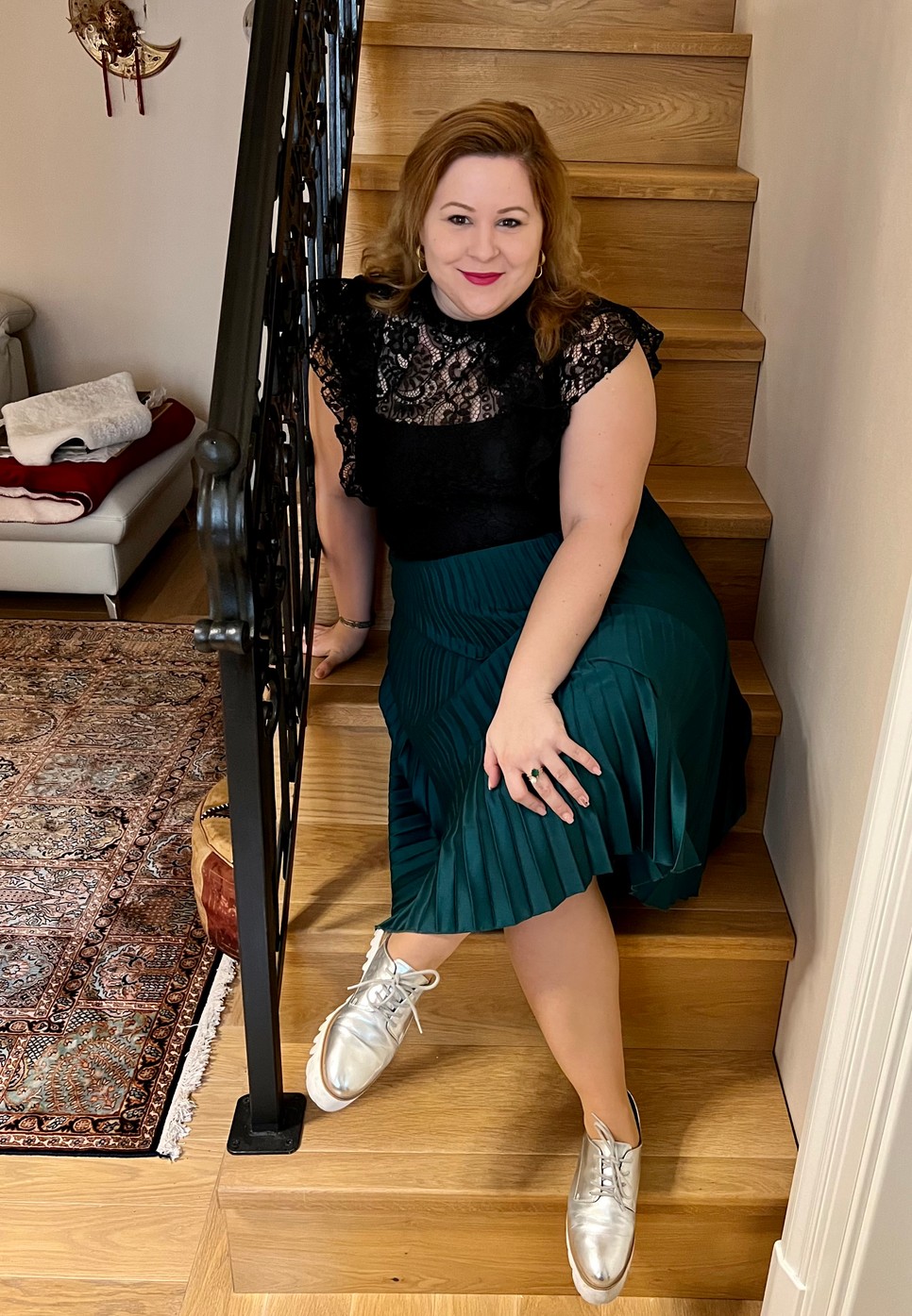 Szabó Dalma mára ezt a gyönyörű csipkés ruhát választotta