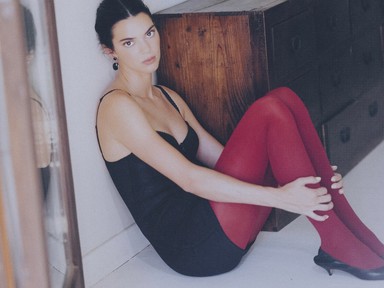 3 zseniális tanács a divatszerkesztőtől, hogyan viseld a színes harisnyákat, hogy álomszép legyen a megjelenésed