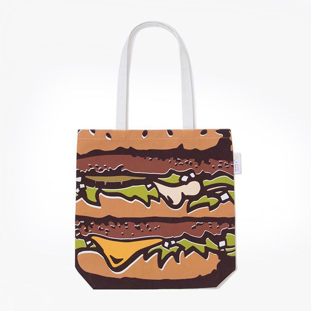 Big Mac fanok figyelem! Most már viselheted is a kedvenc kajádat!