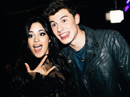Több mint barátság? Camila Cabello és Shawn Mendes összebújva ünnepelték a Függetlenség napját