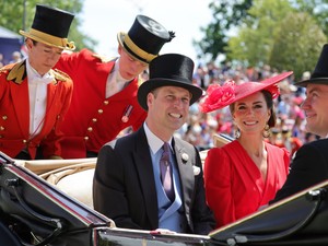 Alkalmazottak meséltek Károly király és Vilmos herceg igazi arcáról