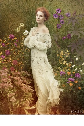 Vera Wang ruhában játsza el Gustav Klimt gyakori festményalanyát, Ria Munkot.