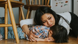 Pszichológus figyelmeztet, egy gyermek dühkitörése nem hiszti, csak az idegrendszer segélykiáltása a túlterheltség ellen