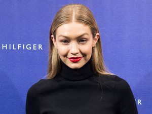 Hihetetlen! Előkerült a fotó, Gigi Hadid ötévesen véletlenül bekerült a Vogue-ba