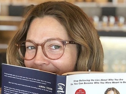 10 könyv, amit Drew Barrymore szerint el kellene olvasnod
