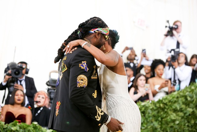 A rapper a Met gála vörös szőnyegén kérte meg szerelme kezét, ott ahol egyszer Donald Trump is Melaniáét...