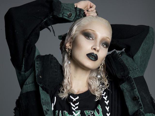 Bella Hadid Paper magazin