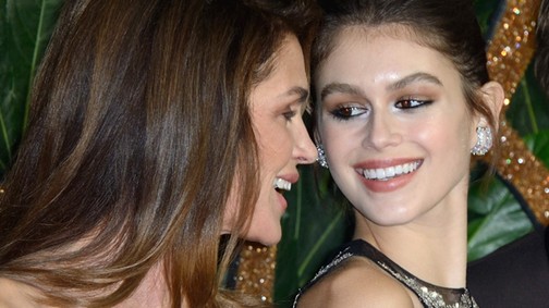Nem tudjuk eldönteni, hogy az 52 éves Cindy Crawford, vagy lánya a gyönyörűbb