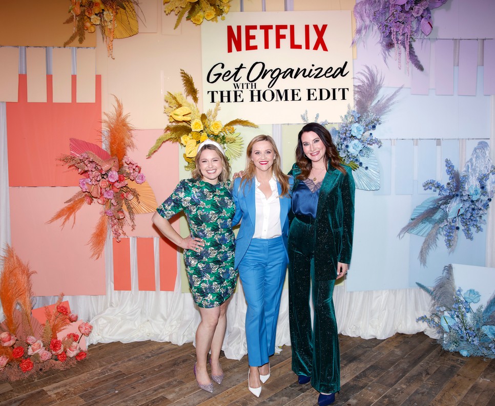 Reese Witherspoon jól tudja, hogy egy nagyszerű női öltönynél semmi sem sikkesebb