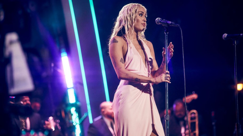 Miley Cyrus száma ismét nagyot robbantott