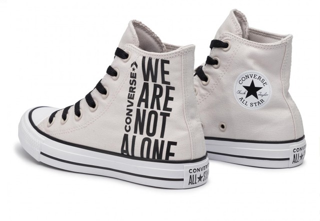 Feliratos CONVERSE 27740 Ft