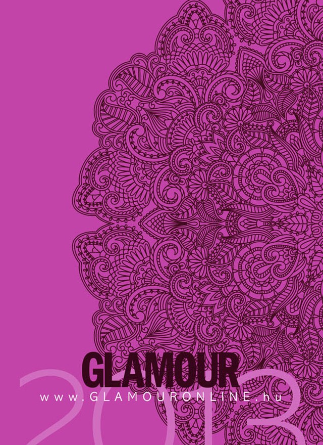 Ajándék naptárral megjelent a GLAMOUR új száma