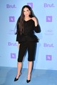 Demi Moore a Nespresso eseményén egy fekete, blézeres-nadrágos szettben pózolt a fotósoknak.