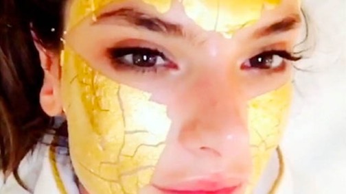 Aranymaszk 90 ezerért: így lettek tökéletesek a Victoria´s Secret modelljei a kifutóra