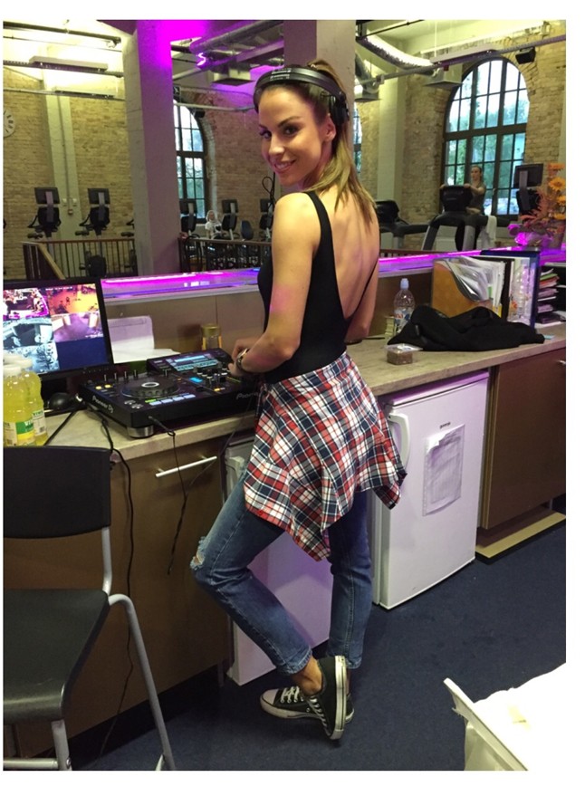 Edzős reggel, bulizós este