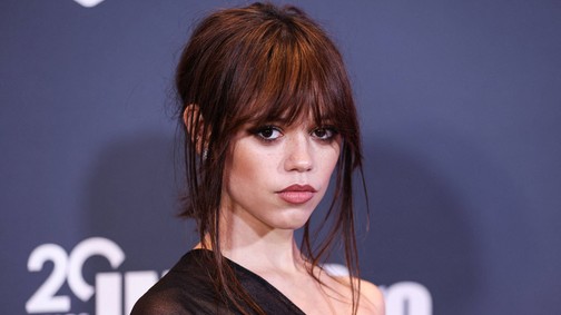 Jenna Ortega rövid haja a legjobb dolog, ami idén decemberben történt