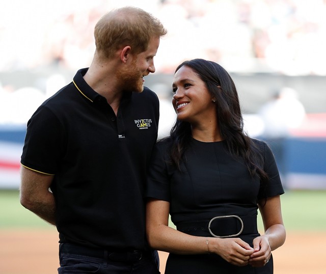 Szerintünk nagyon cuki Meghan és Harry, de mások szerint valami nem stimmel köztük...