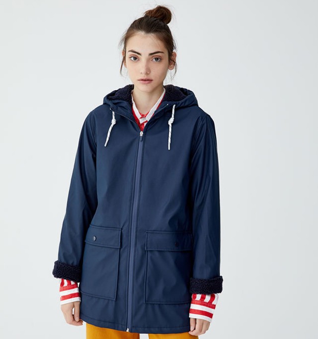 Pull and Bear - 12 995 Ft