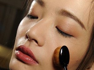 Fura ecsetek a MAC-től