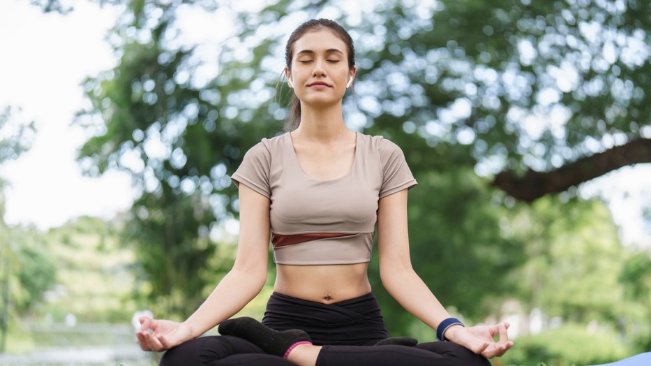 Létezik egy tökéletes jógapóz, ami egyszerre nyugtat, erősít és frissít