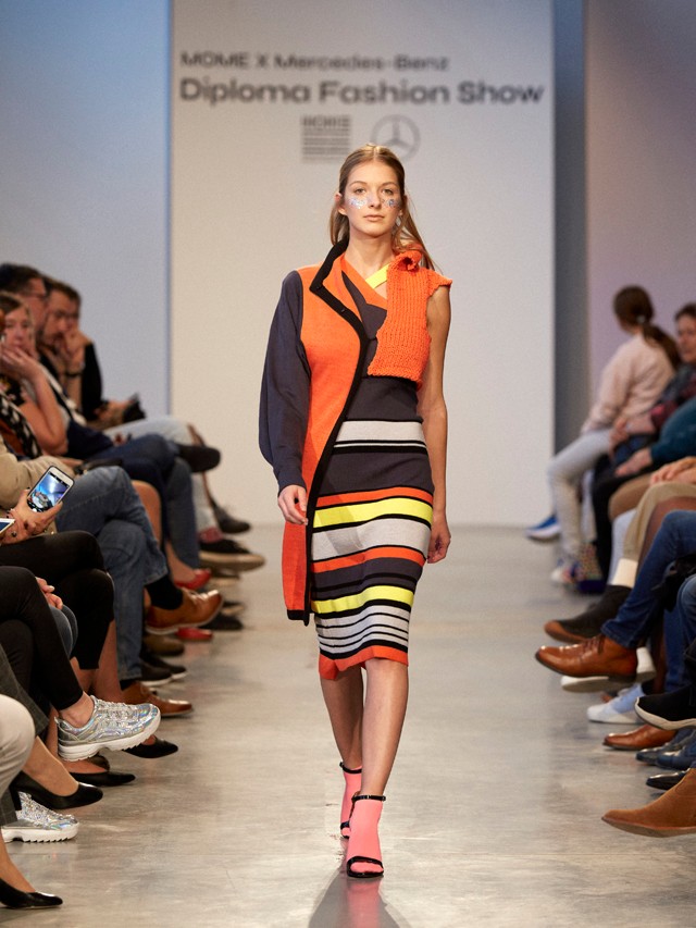 Elképesztő kreációkat mutattak be a MOME Textiltervező Tanszékének frissen végzett hallgatói