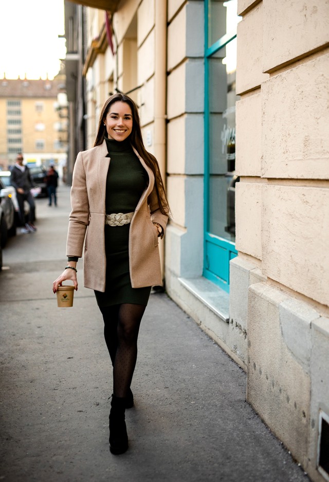 Szabó Kinga ma három vagány szettet is visel ma