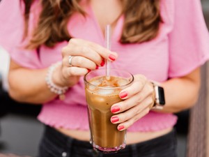 Ez történik a testeddel, ha ugyanannyi kávét iszol nyáron, mint a hűvösebb hónapokban