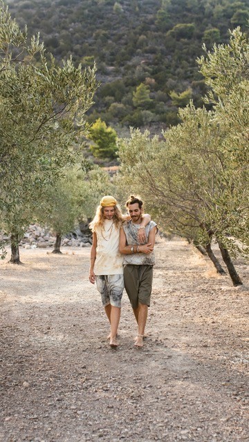 Steiner Kristóf hálás, hogy a csalódások és a válása után is nyitott maradt egy új kapcsolatra, párjában Nimródban pedig tökéletes társat talált.