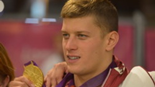 Új divatszínek: arany, ezüst, bronz!