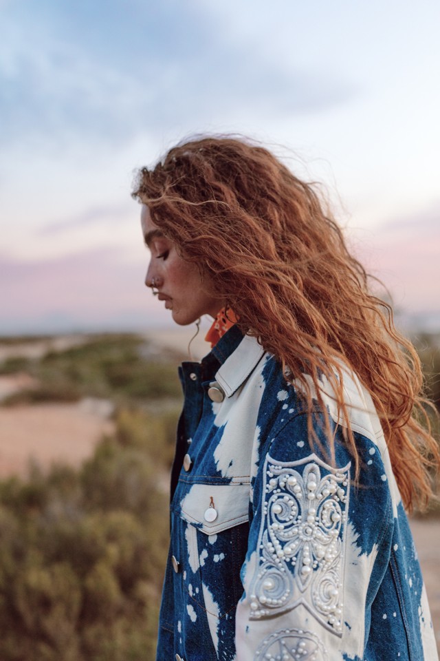 "Polgárháború miatt menekülve találtam rá a divatra" – Interjú Ibrahim Shebani-val, a Born in Exile márka alapítójával