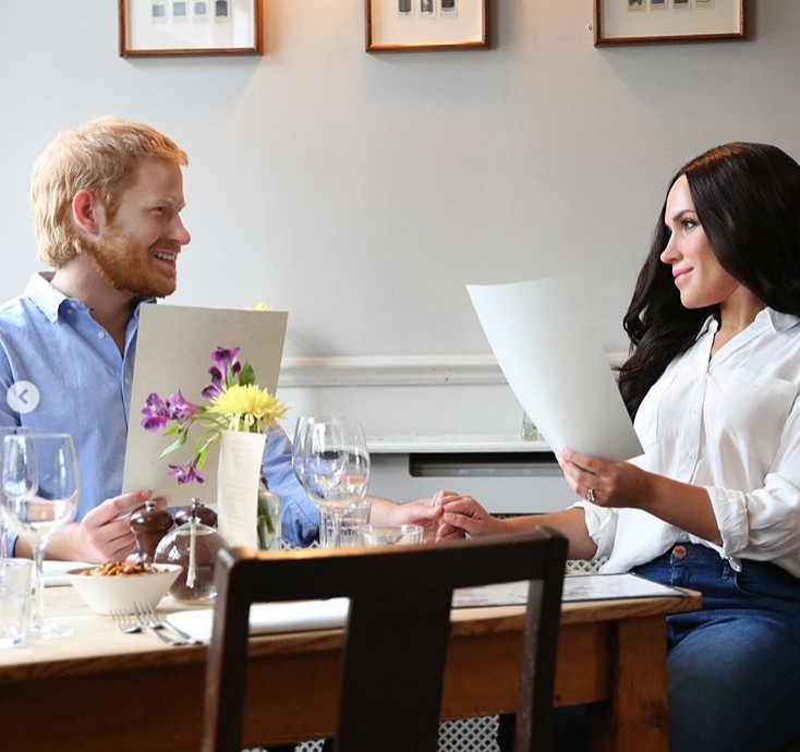 Meghan Markle és Harry herceg sörözgetnek, kutyát sétáltatnak és taxiznak, de van itt egy kis bökkenő