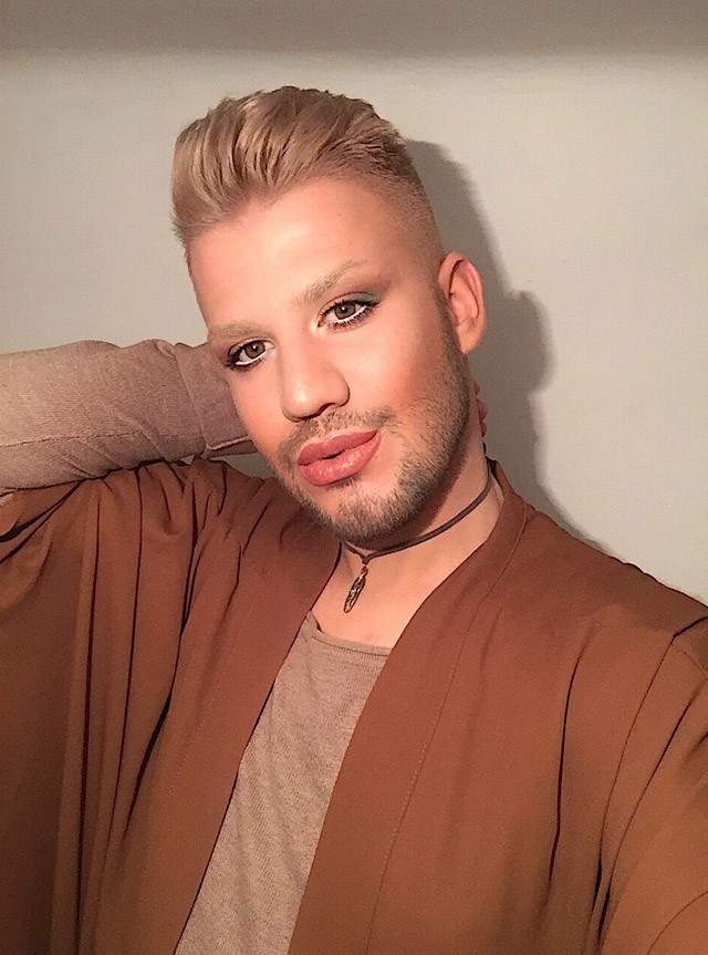 ˝Az arcom egy festővászon, ami a kreatív lehetőségek tárháza˝ - @csab777 fiú sminkes