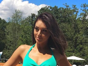 Kulcsár Edina mai bikinije