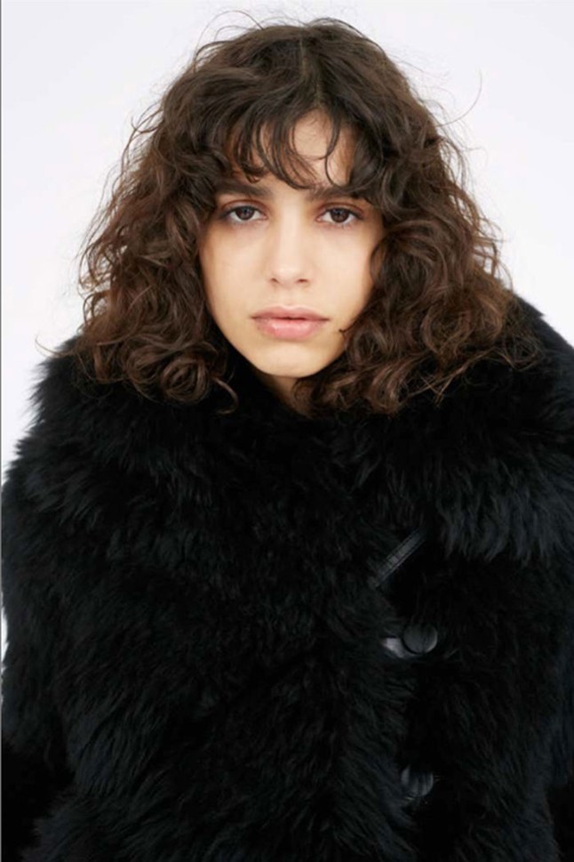 Hölgyek a fürdőszobából. A Louis Vuitton a természetességet ünnepli